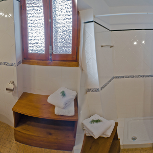 imgi 69 Banyo CasaCuatro